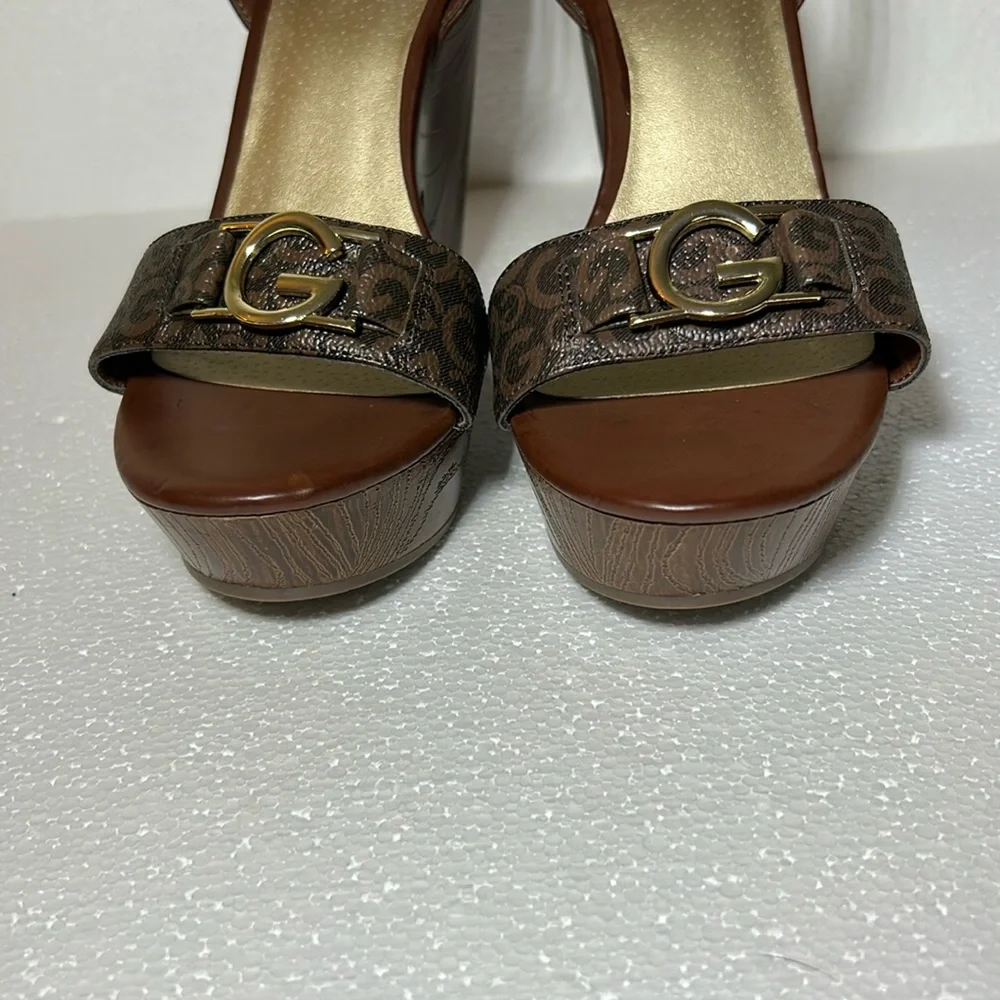 GBG Los Angeles Selah Brown Platform Block Heel Sandals 9.5